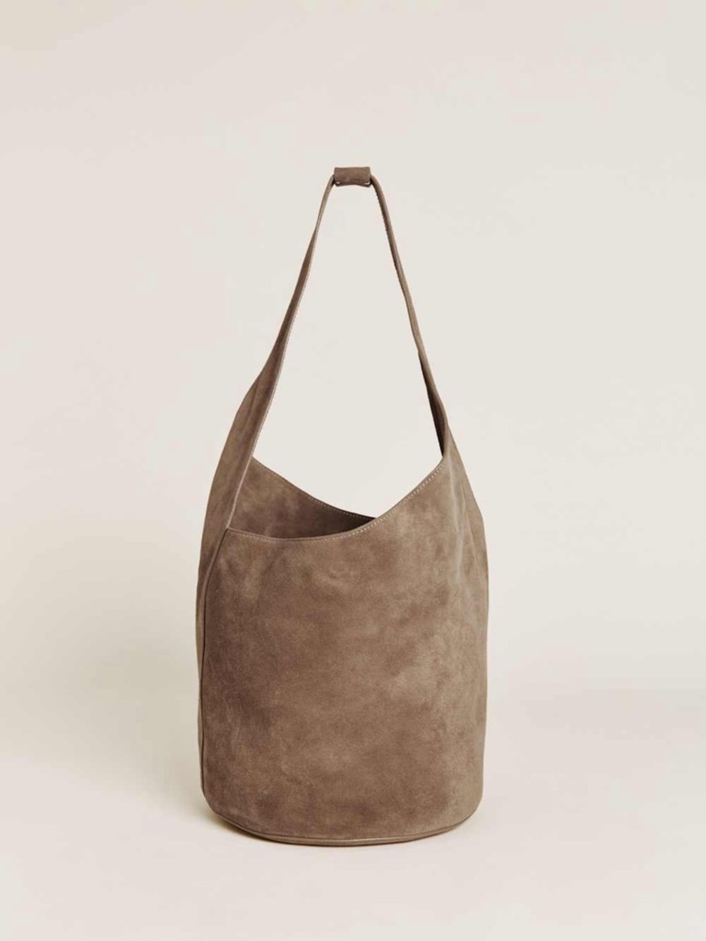 NWT Reformation Medium Silvana Bucket Bag Suede